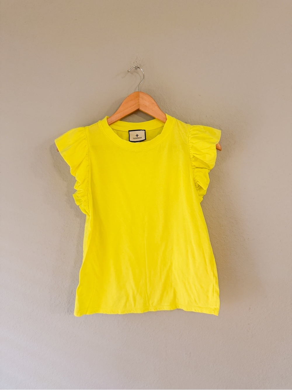 Tuckernuck Women’s Bright Yellow Ruffle Sleeve Top Luxe Cotton Blouse XS